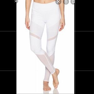 Alo Sheila Leggings in Dove Grey